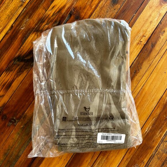 VETTA The Two Piece Jumpsuit - Limited Edition - Picture 9 of 9